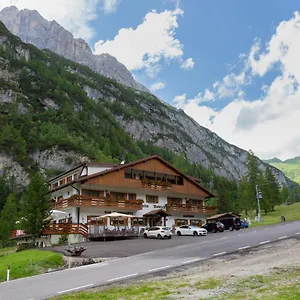 & Ristorante Dovich 3* Malga Ciapela
